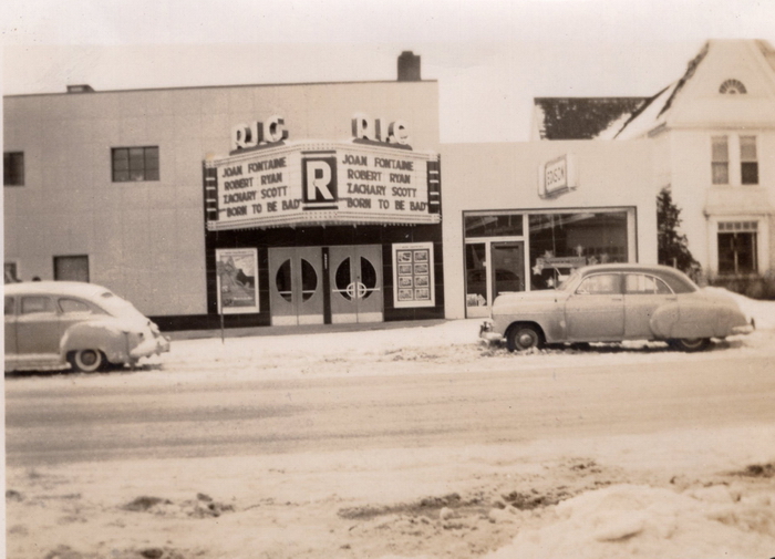 Ric Theater - Ric Theatre Richmond Mi Image From I Remember Richmond Facebook Page 2021 (newer photo)